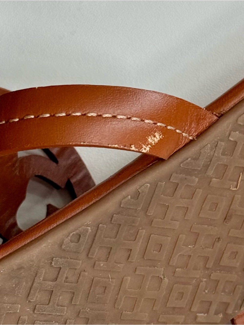 Tory Burch Cognac Leather Logo Thong Sandals WORN ONCE - Picture 11 of 11